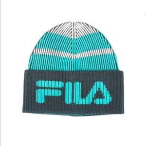 ✅HOST PICK✅~ Fila Ribbed Beanie❄️